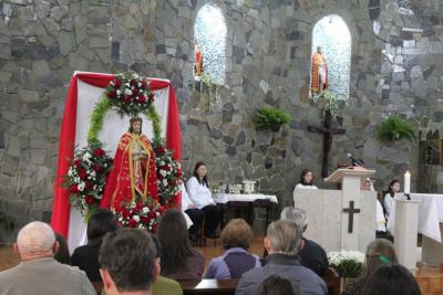 Missa de AÃ§Ã£o de GraÃ§as em louvor ao Bom Jesus em Campo Mendes foi presidida pelo Padre Paulo 